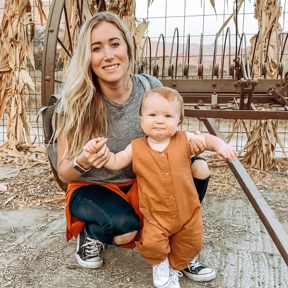 Meet your Posher, Staci - Picture 1 of 1